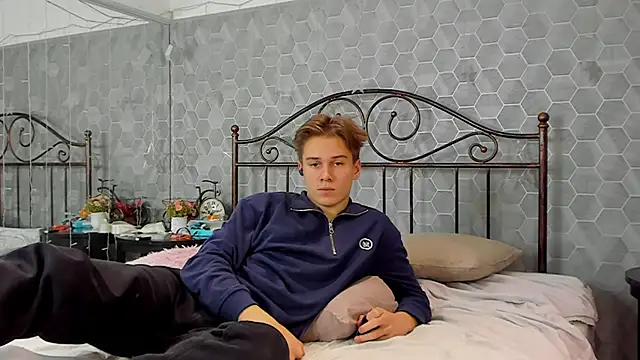 Marcus Swampov online show from December 9, 11:15 am