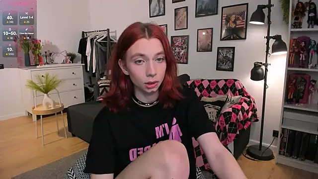 dani murrr online show from March 10, 8:15 pm