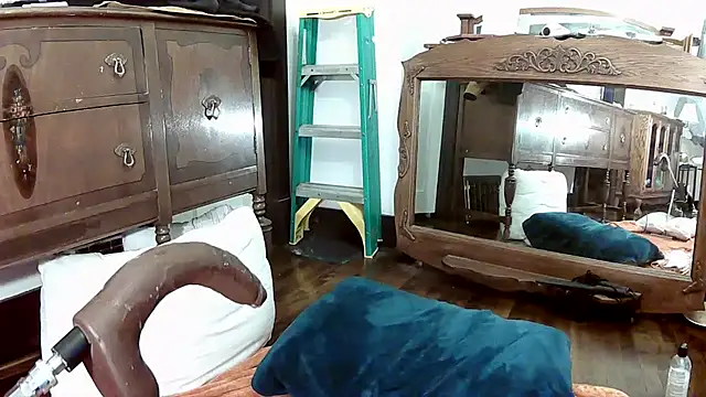 MaxJr8008 online show from February 15, 7:51 am