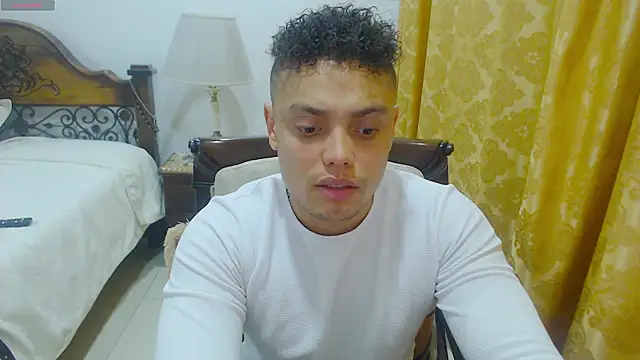 Booy Hott online show from March 4, 1:34 am