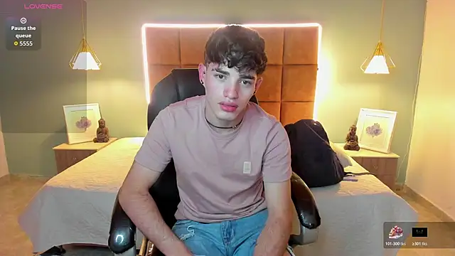 AlejooTwink online show from November 22, 7:41 am