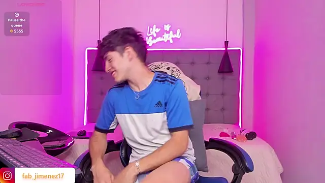 AlejooTwink online show from April 12, 1:56 pm