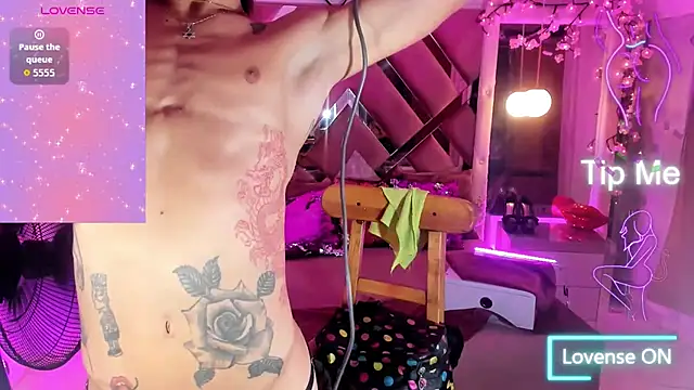 georgie latin99 online show from December 13, 8:04 pm