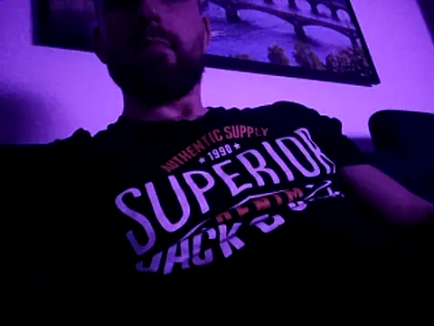 mikhael9999 online show from October 31, 9:51 pm