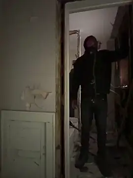 Festivitiesking1 online show from April 2, 7:22 pm