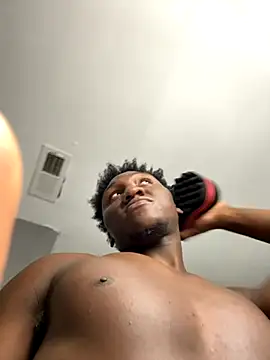 Snapshot of Festivitiesking1 chatting on October 7, 12:20 pm Festivitiesking1 online show from October 7, 12:20 pm