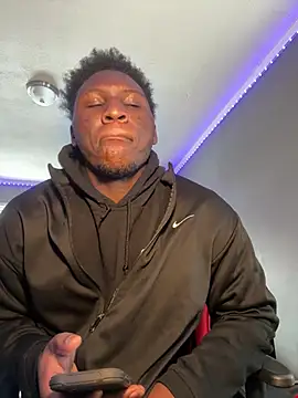 Festivitiesking1 online show from February 9, 6:23 pm