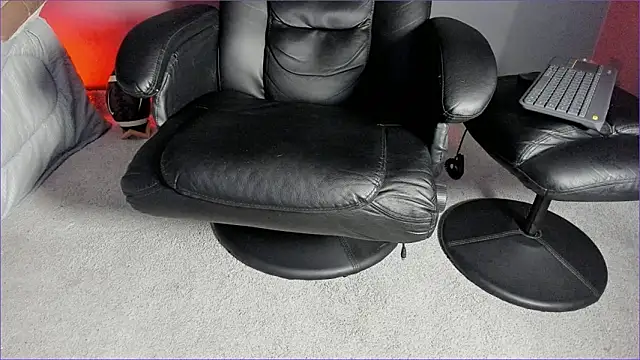 Brock hurn1 online show from February 5, 12:50 am