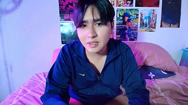 Snapshot of shinji-18 chatting on March 8, 12:42 am shinji-18 online show from March 8, 12:42 am