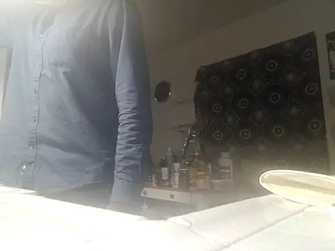 DevinToore online show from November 1, 8:51 am