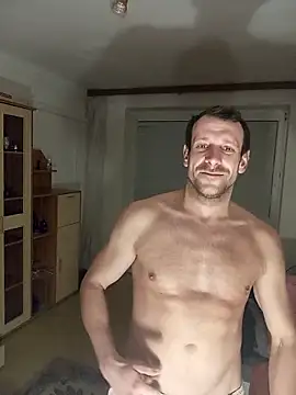 DonCristian online show from February 7, 11:10 pm