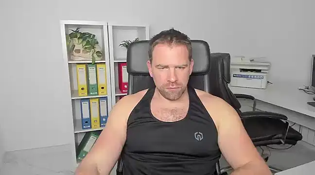 John-E-Dough online show from January 18, 4:41 am