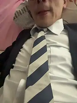 ex199212 online show from February 28, 1:10 pm