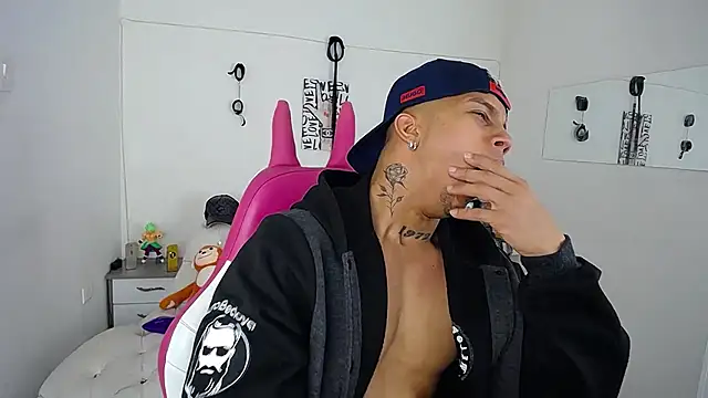 Leonard Price online show from October 1, 3:21 am