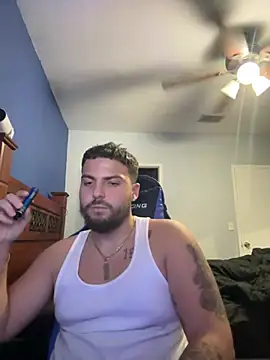 MasterKvn online show from December 22, 3:33 am