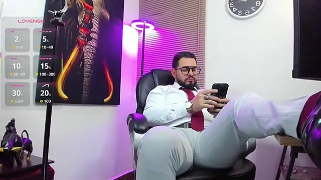 Ethan Castellano online show from September 22, 8:19 pm