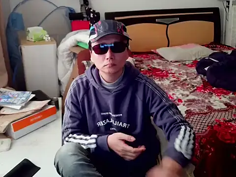 hotkaier online show from March 27, 7:12 am