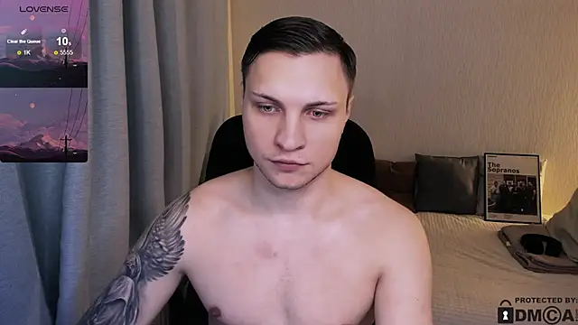 handsome guy01 online show from February 2, 9:01 pm