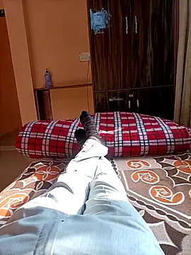 RRahullove69 online show from December 3, 9:04 am