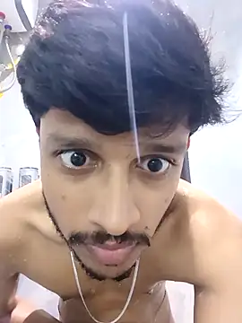 skinnyyyyyyyyy online show from September 15, 4:36 am