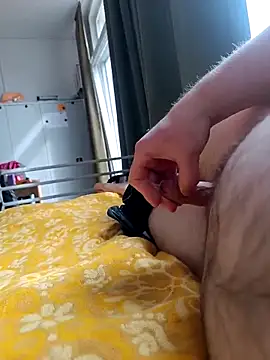 awesome-dirty-dick online show from March 28, 1:33 pm