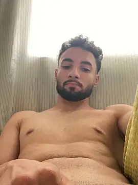 Snapshot of daviotaviano chatting on October 8, 6:23 pm daviotaviano online show from October 8, 6:23 pm