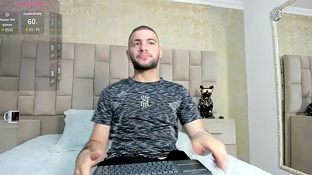 MaximusDick1  online show from October 24, 4:25 am