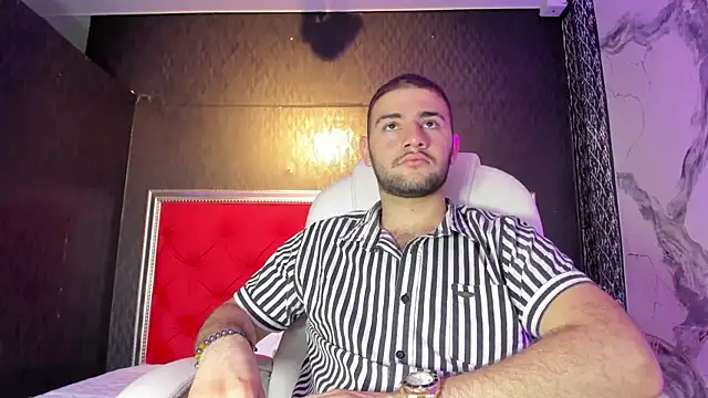 MaximusDick1  online show from December 9, 12:20 pm