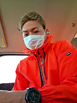 da--------i online show from January 8, 2:28 am