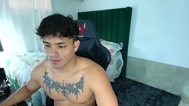 man dur07 online show from March 13, 9:21 pm