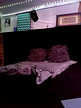 christphor online show from December 9, 6:34 am