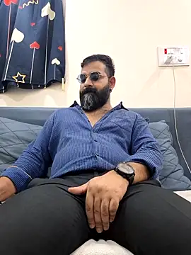 Fun Guuy online show from April 3, 6:43 am