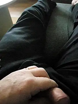 anderssonskuk online show from April 5, 8:33 am