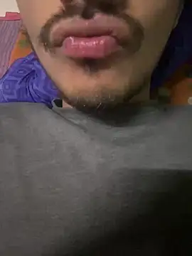 Snapshot of Privateseducer chatting on February 20, 11:32 pm Privateseducer online show from February 20, 11:32 pm