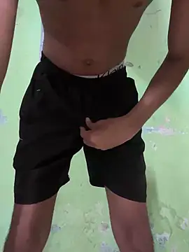 Snapshot of Privateseducer chatting on February 4, 8:35 am Privateseducer online show from February 4, 8:35 am