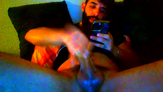 Snapshot of cankaraa96 chatting on September 28, 11:25 pm cankaraa96 online show from September 28, 11:25 pm