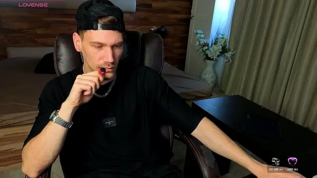 MateoBenjaminX online show from March 4, 1:29 pm