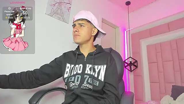 Dyla n18 online show from September 29, 11:22 pm