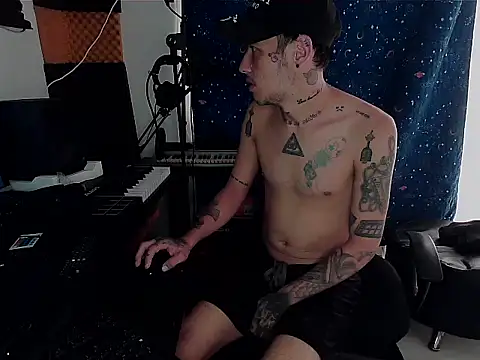 patrik tattoo  online show from December 10, 1:55 pm