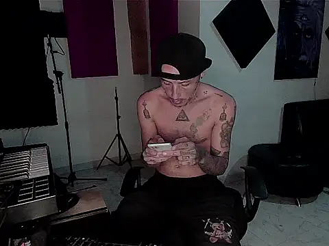 patrik tattoo  online show from November 24, 2:12 am