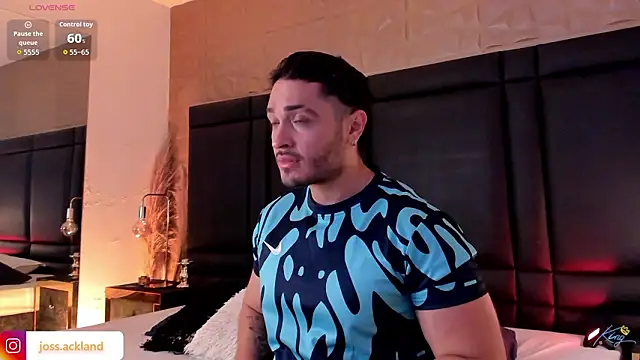 JossAckland online show from February 21, 7:59 pm