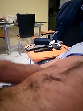 1talianBeutifulCock online show from October 17, 5:06 pm