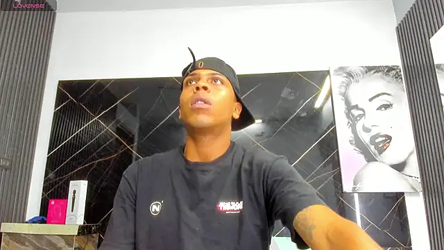 ada-brooke online show from February 25, 4:57 am