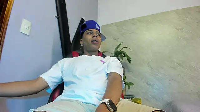 ada-brooke online show from January 18, 3:46 am