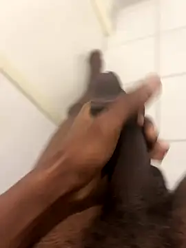 arrete2025 online show from November 19, 8:36 am