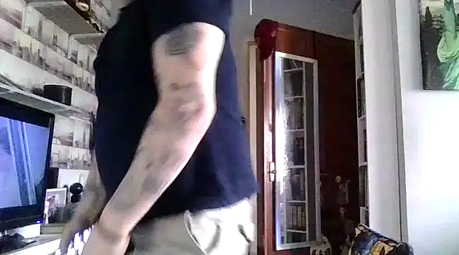 Snapshot of ArcanceTheo82 chatting on January 23, 2:50 pm ArcanceTheo82 online show from January 23, 2:50 pm