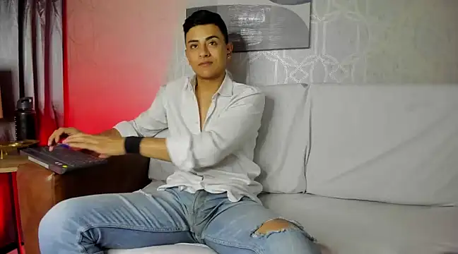 Lucii fer  online show from March 3, 11:06 am