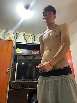 LatinBoysxxx online show from March 26, 7:07 pm