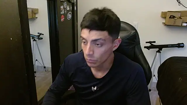 kv   xxx  online show from April 20, 10:34 pm