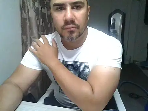 Snapshot of pob_cam chatting on September 11, 1:54 pm pob cam online show from September 11, 1:54 pm